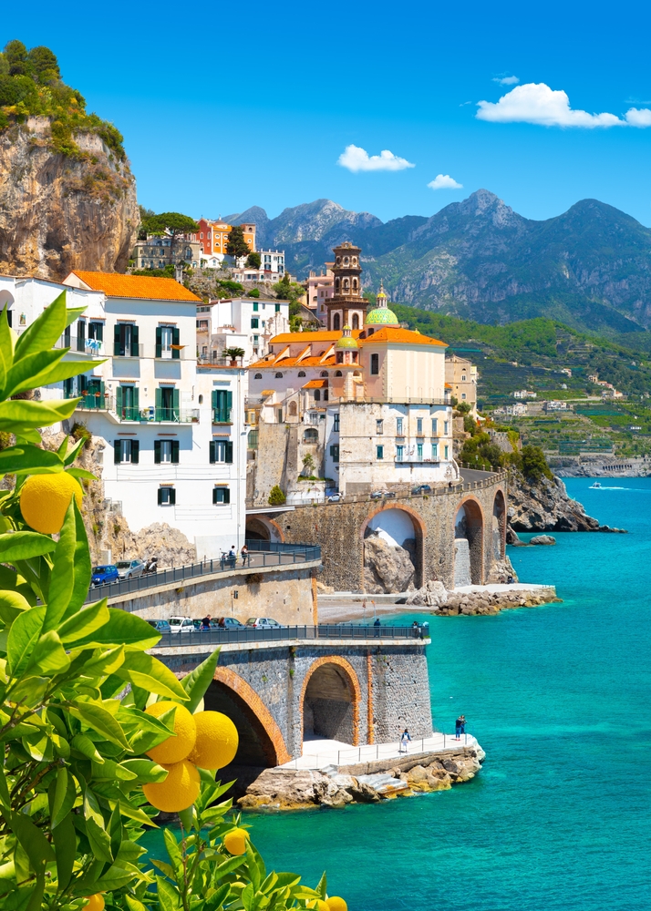 Beautiful,View,Of,Amalfi,On,The,Mediterranean,Coast,With,Lemons